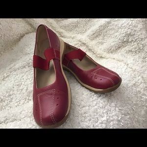 Skechers shoes size 9 red